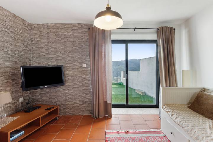 Casa do Rio – Romantic Apartment with Douro River View in Penafiel, Sebolido