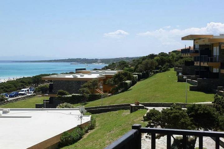 Apartamento entero, Apartamento de vacaciones para 4 personas con vistas al mar in Spiaggia La Pelosa, Stintino