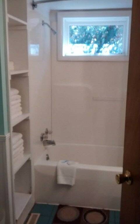 Fisch aus dem Whirlpool! Whirlpool ! Privatgelände. Haustierfreundlich. Volles Personal in Seneca Rocks