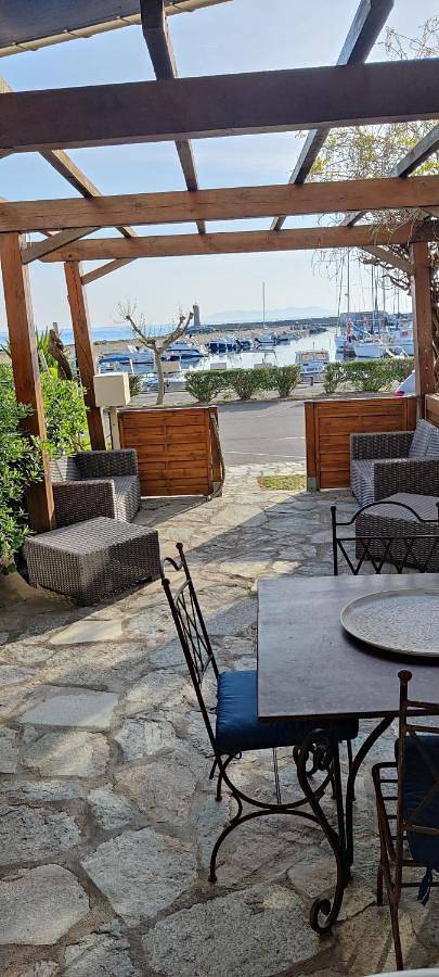 Appartement de vacances pour 4 personnes, avec vue et terrasse