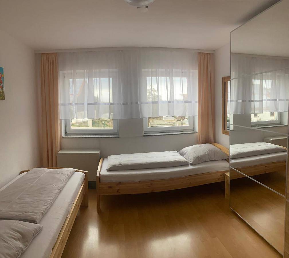 Ganze Wohnung, Apartment with Garden View in Ellwangen, Schwäbische Ostalb