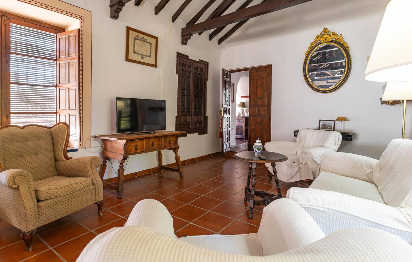 Charming Apartment with Pool & Parking Near Rio Genil in Santaella, Córdoba Province