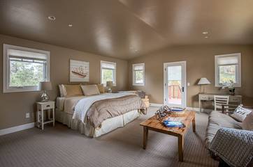 Glamping for 10 People in Monterey County, Photo 1