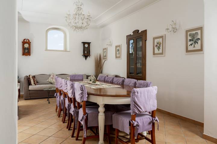 Villa pour 10 personnes, avec terrasse ainsi que vue et jardin à Positano - 4