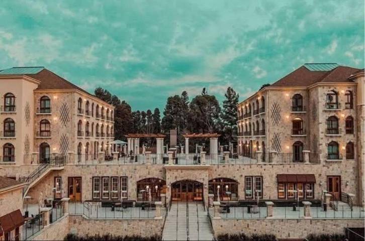 Casas e apartamentos de temporada para 4 pessoas, com sauna e jardim e ainda vista and piscina em Gramado