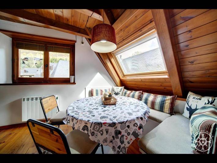 Location de vacances pour 7 personnes, avec vue dans Tredós - 2