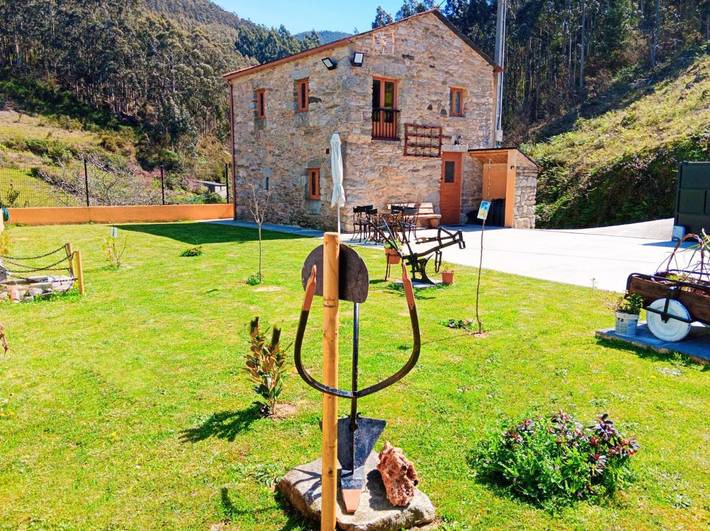 Location de vacances pour 6 personnes, avec jardin et vue, animaux acceptés à Viveiro - 4