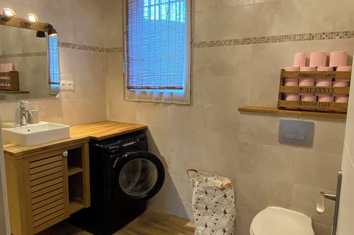 Location de vacances pour 8 personnes, avec terrasse, animaux acceptés à Quinson - 4