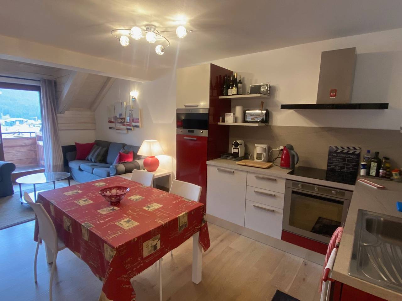 Appartement entier, Superbe duplex lumineux pour 8 pers., face aux pistes, parking inclus in Montgenèvre, Région de Briançon