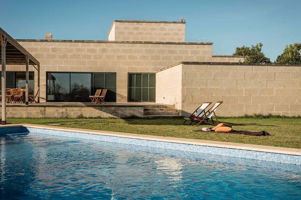 Villa Baix des Pujol: Moderner Luxus & Erholung auf Mallorca in Petra (Mallorca), Mallorca Inselmitte