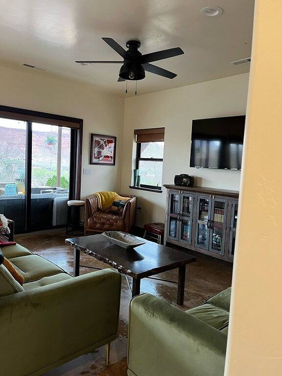 Downtown, Dog Friendly, Moab Home with Amazing View in Moab, Arches-Nationalpark