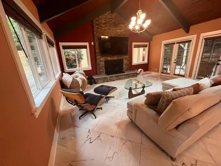 Casa de vacaciones para 5 personas, con balcón y piscina además de sauna y jacuzzi - 1