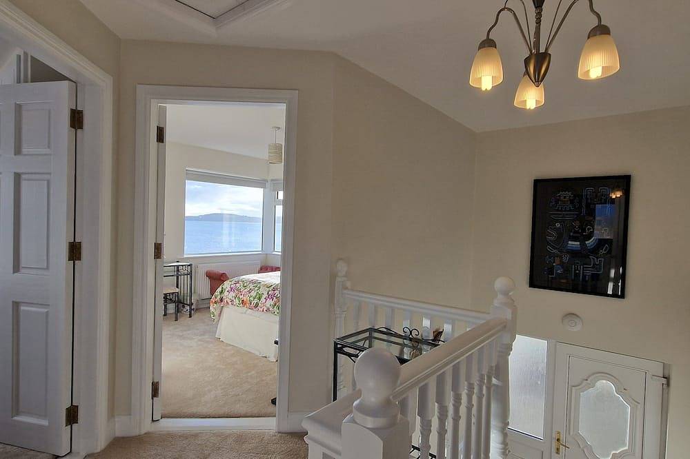 Beach House, pet friendly, with a garden in Duncannon, County Wexford in Duncannon, Ballyhack