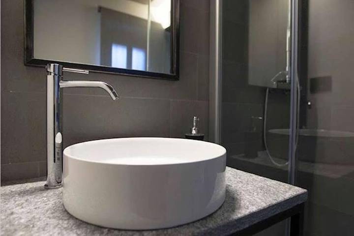 Gîte pour 2 personnes, avec balcon à Ivrea (Italie) - 2