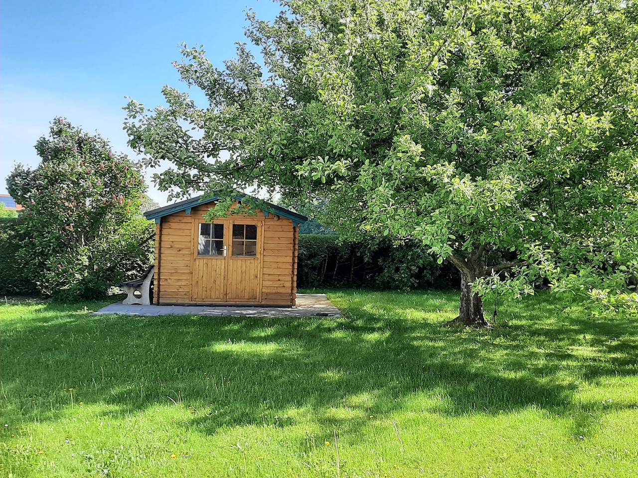 Ganze Ferienwohnung, Haus Polleichtner - Ferienwohnung für 1 bis 2 Personen mit Terrasse und Bergblick in Marquartstein, Bayerische Alpen