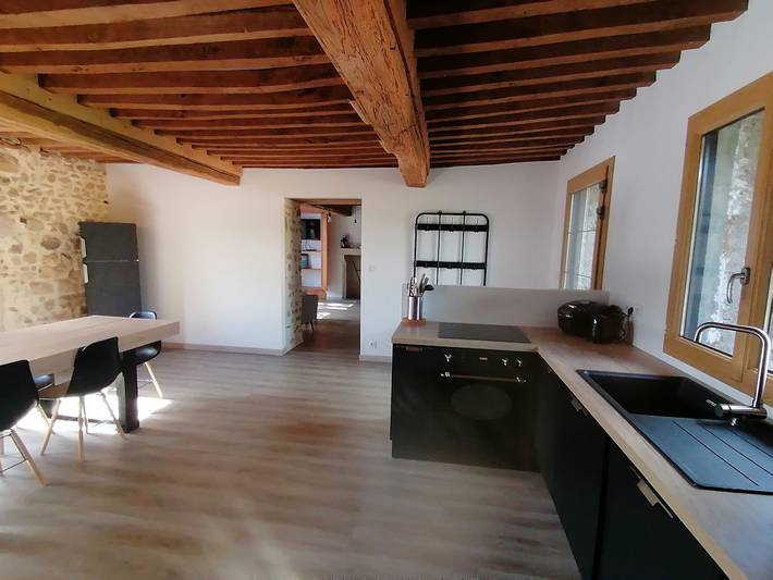 Gîte pour 6 personnes, avec jardin ainsi que jacuzzi et terrasse en Bourgogne-Franche-Comté - 4