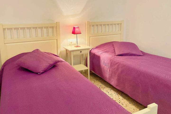 Location de vacances pour 8 personnes, avec jardin et terrasse dans Playa Flamenca - 2
