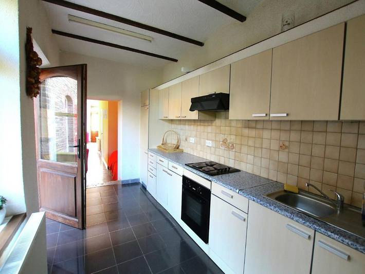 Location de vacances pour 9 personnes, avec jardin ainsi que terrasse et sauna, animaux acceptés à Herbeumont - 4