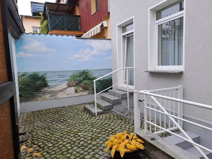Ferienwohnung für 5 Personen, mit Balkon und Garten in Warnemünde - 4
