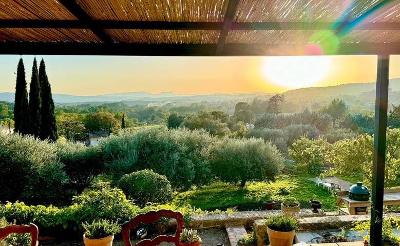 Location de vacances pour 12 personnes, avec jardin et piscine, animaux acceptés à Cotignac - 2