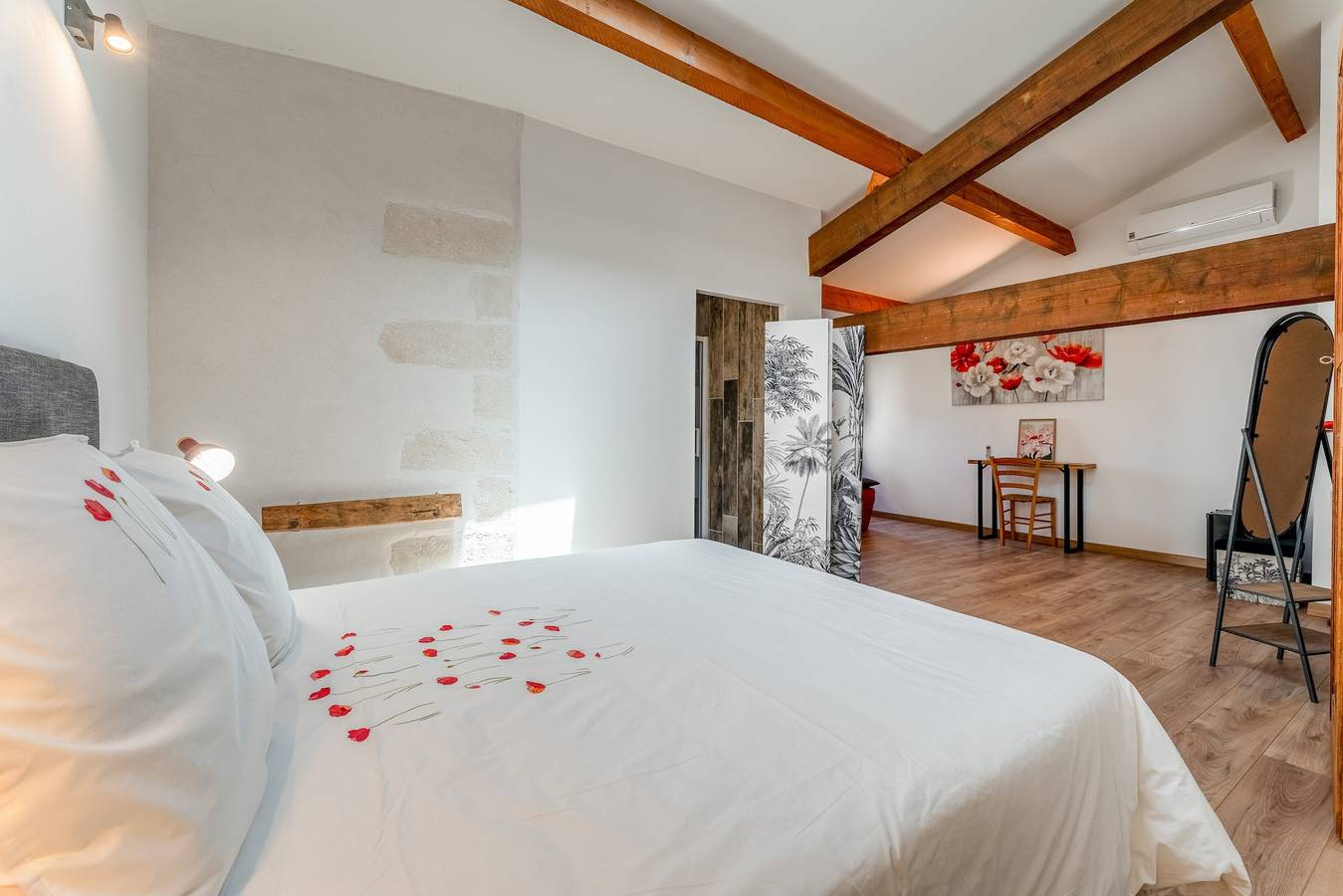 Habitación de huéspedes «Coquelicot» con Wi-Fi y aire acondicionado in Domazan, Region de Nimes