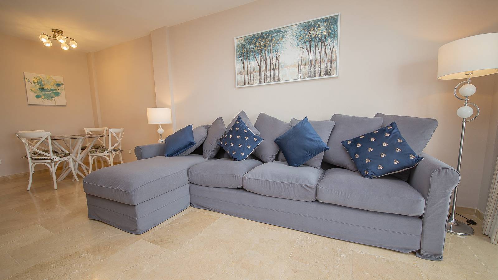 Entire apartment, Marina Real 253 in Puerto de la Duquesa, Manilva