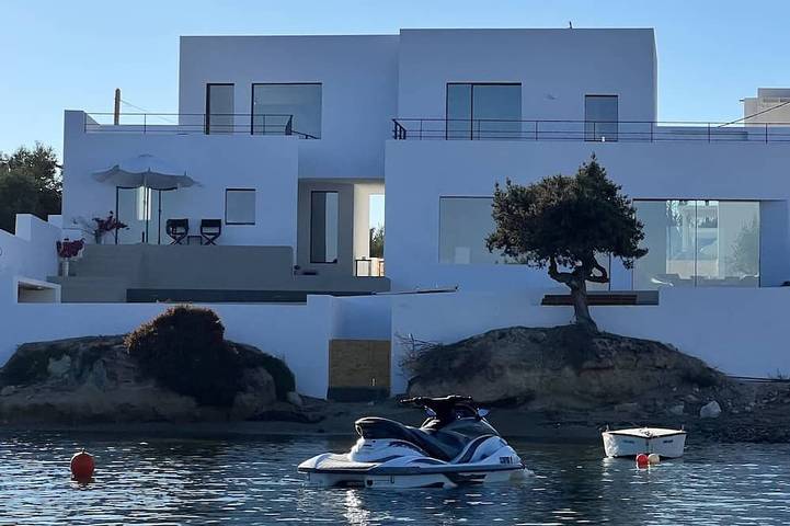 Vacation rental for 3 people in Milos