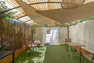 Maison De Vacances pour 2 Personnes dans Roussillon, Parc naturel régional du Luberon, Photo 1