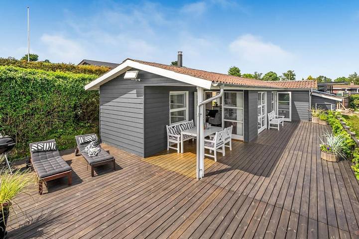 Ferienhaus für 6 Personen, mit Sauna und Terrasse sowie Garten - 1