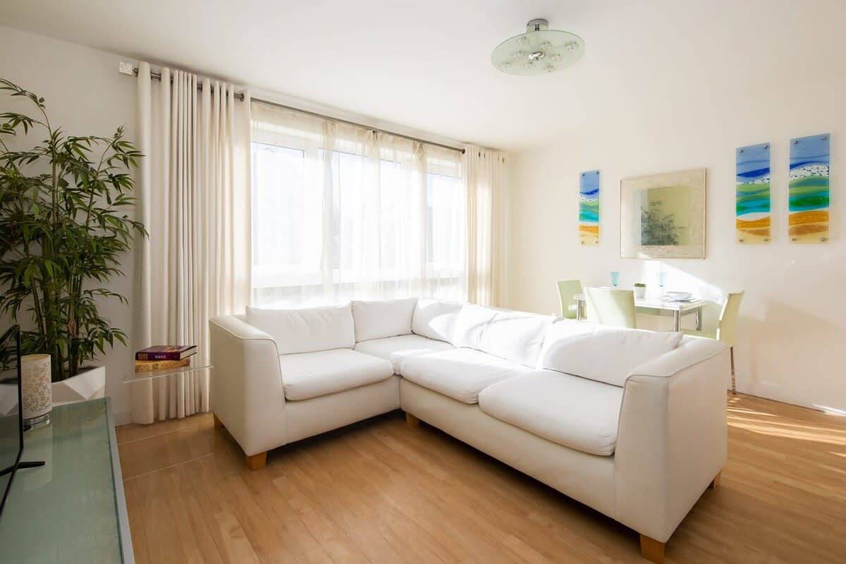 Hel lejlighed, Ground Floor Apartment Nr Beach & Village in West Wittering, West Sussex