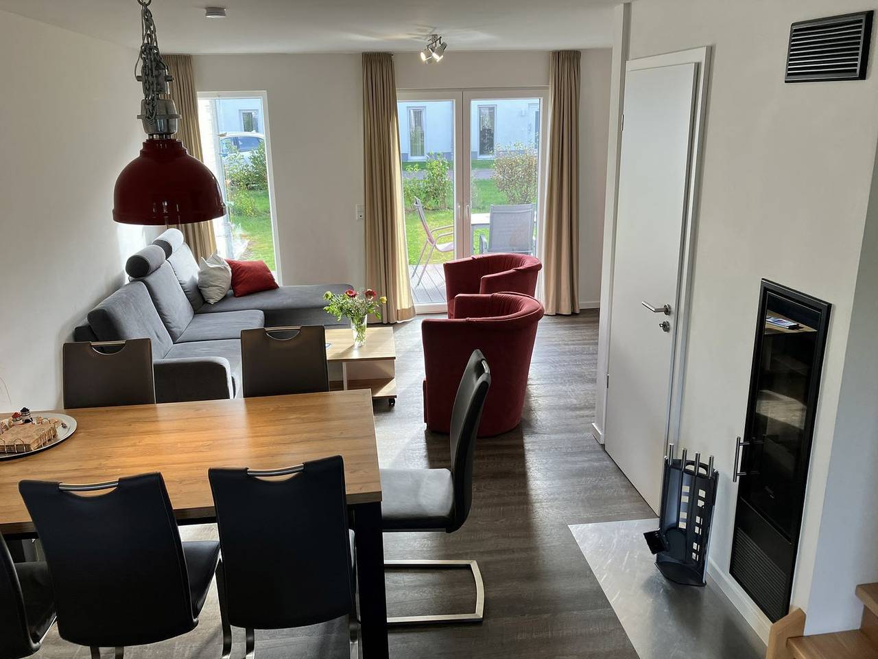 Ferienhaus a. d. Nordsee mit Privatsauna, Kamin, Südterrasse und Meerblickbalkon in Schillig Strand, Wangerland