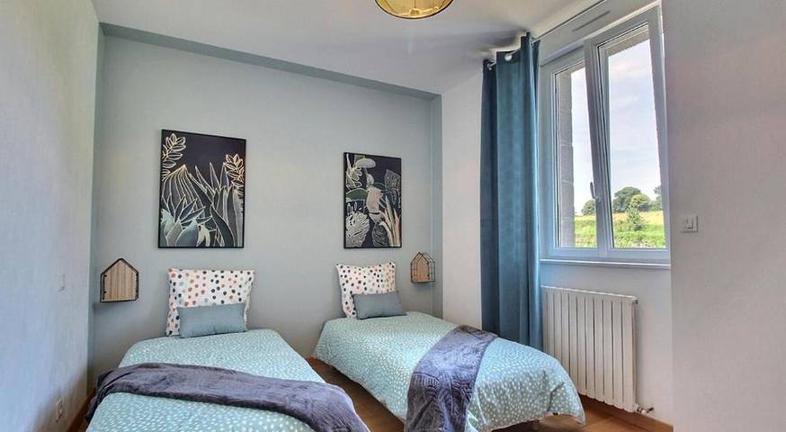 Location de vacances pour 8 personnes, avec jardin, adapté aux familles à Calorguen - 2