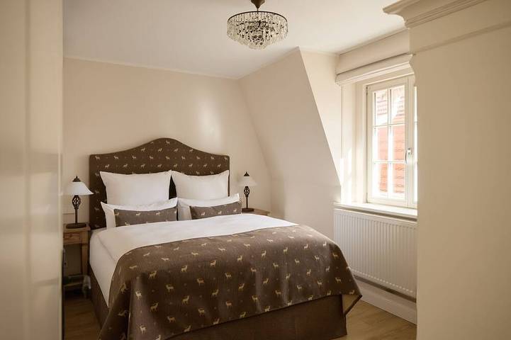 Doppelzimmer - Schlosshotel Neustrelitz in Neustrelitz, Mecklenburg-Strelitz