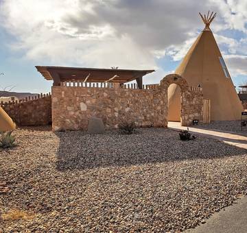 Glamping for 6 Guests in Virgin, Zion National Park, Picture 4