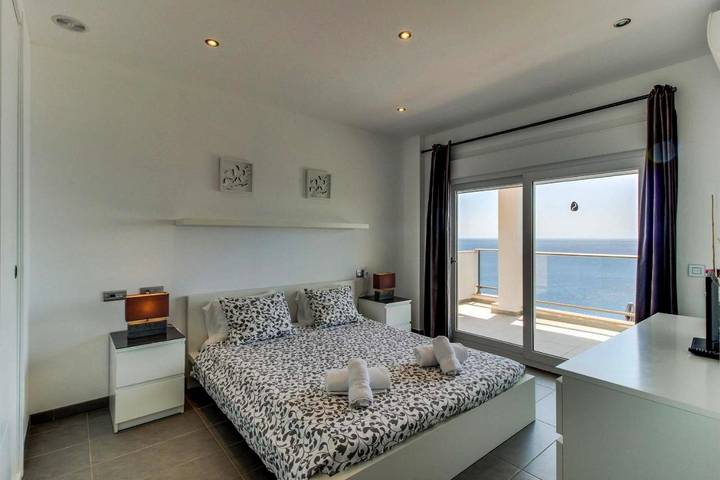 Villa für 8 Personen, mit Balkon und Terrasse sowie Garten und Pool in Cala Pi - 4