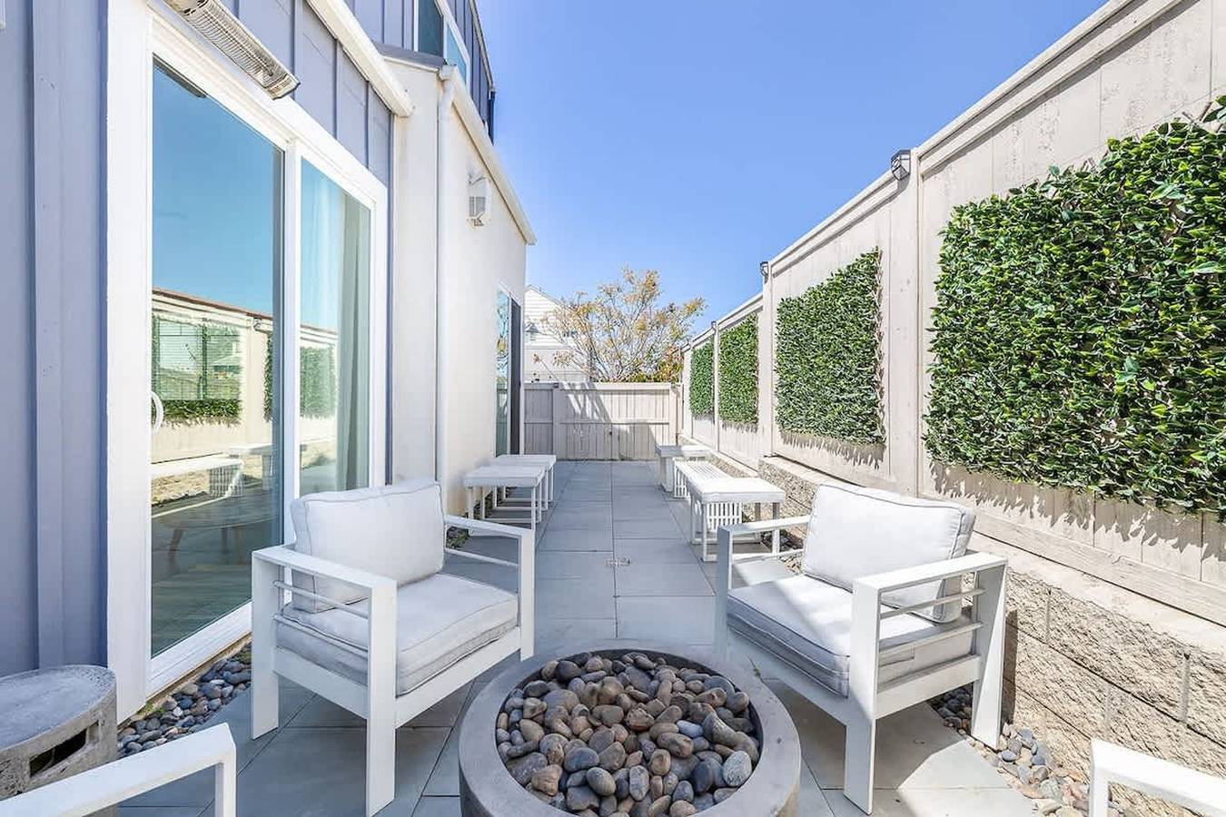 Large 4 Bedroom Close To Beach in Encinitas, San Diego County