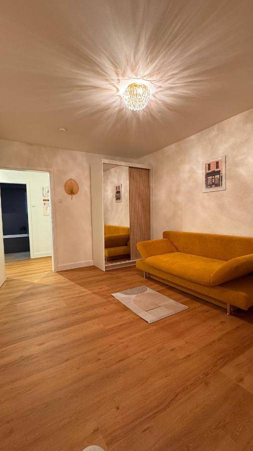 Ferienwohnung für 4 Personen, mit Balkon und Ausblick in Stuttgart - 3