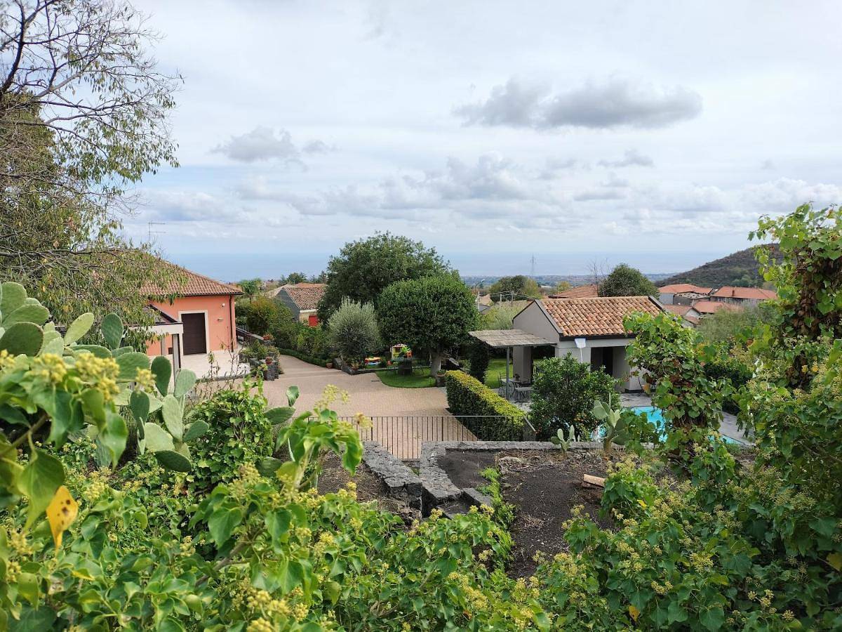 Standard Double Room in Viagrande, Etna