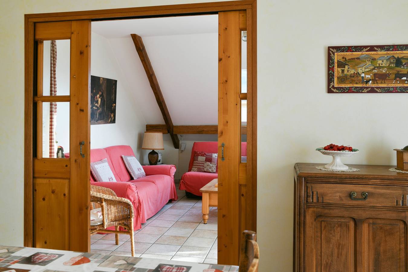 Appartement entier, Appartement « Gîte Yveco » avec vue montagne, balcon et Wi-Fi in Châteauneuf (Savoie), Région de Chambéry