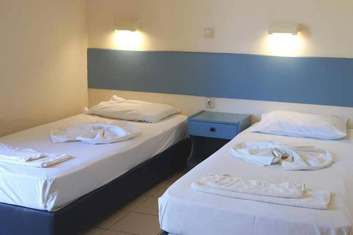 Bungalow für 2 Personen, mit Pool und Balkon sowie Garten in Rethymnon - 2