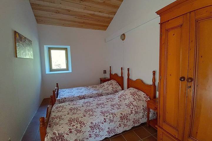 Gîte pour 4 personnes, avec jardin à Gravières - 4