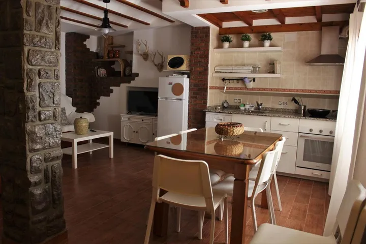 Apartamento de vacaciones para 12 personas, con terraza y jacuzzi - 1
