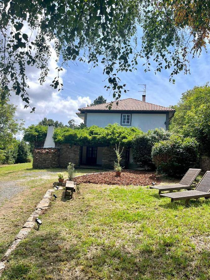 Apartamento para 10 personas, con jardín y vistas en Cedeira