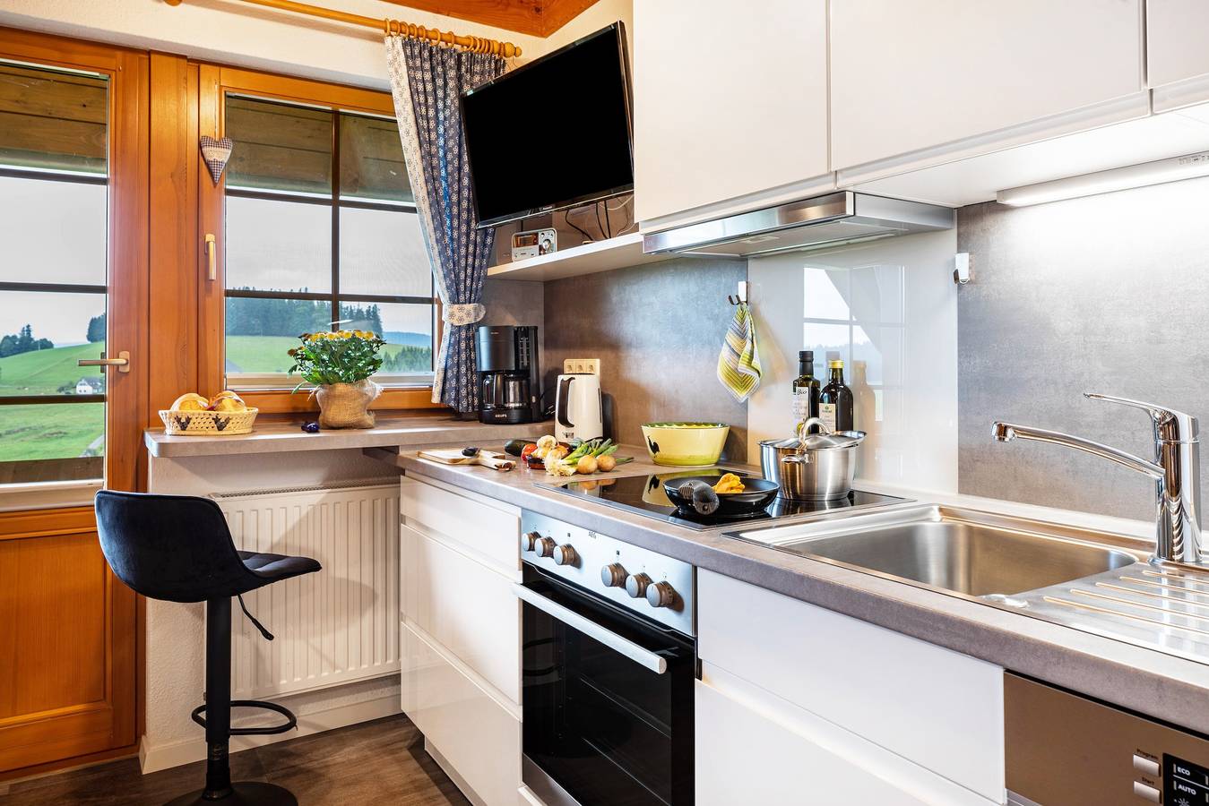 Ganze Wohnung, Ferienwohnung "Weißtanne" mit Bergblick, Gemeinschaftsgarten und Wlan in Breitnau, Südschwarzwald
