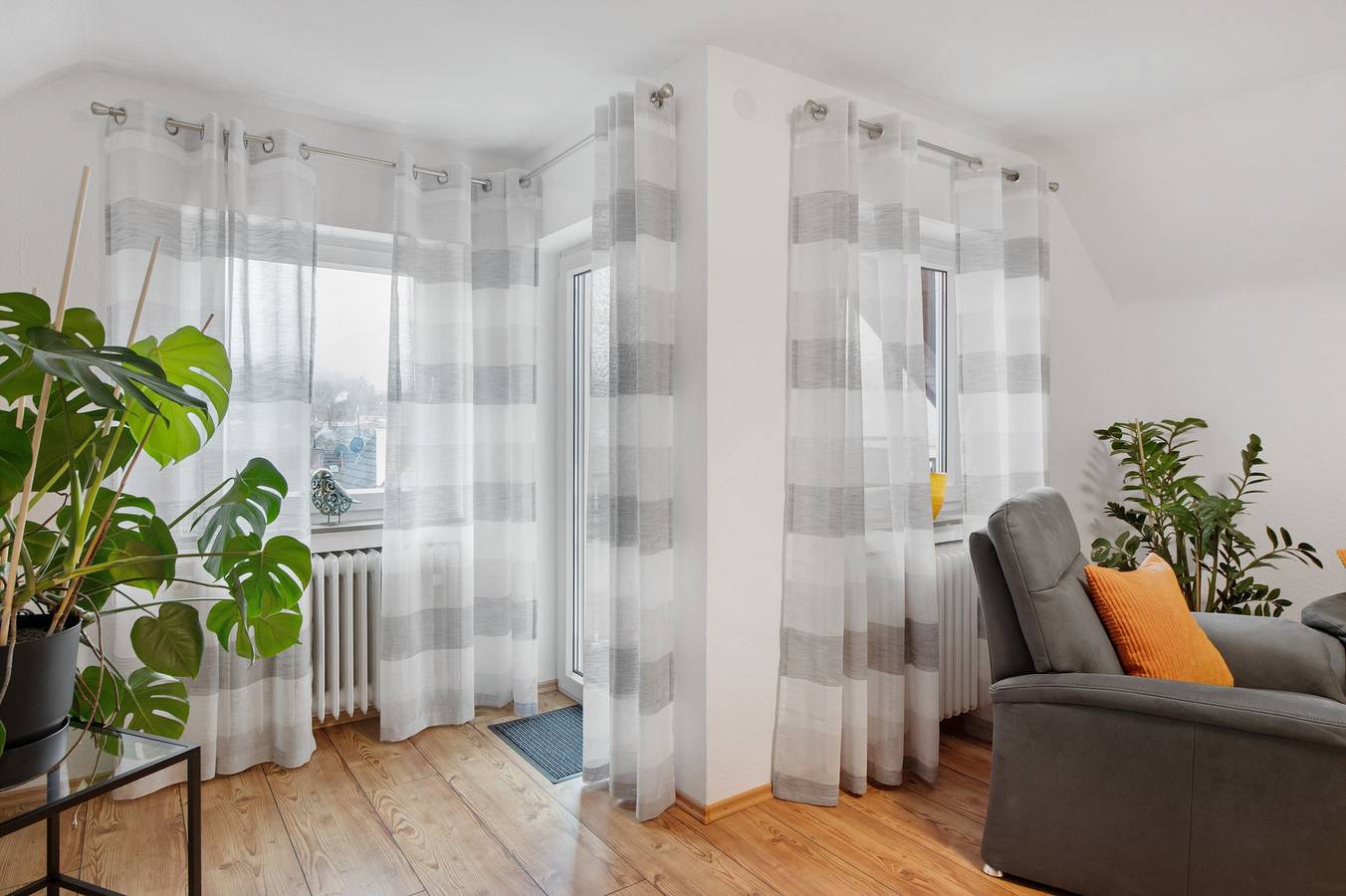 Ganze Wohnung, Ferienwohnung Ahorn mit Gemeinschaftsgarten und Wlan in Müllheim, Südschwarzwald