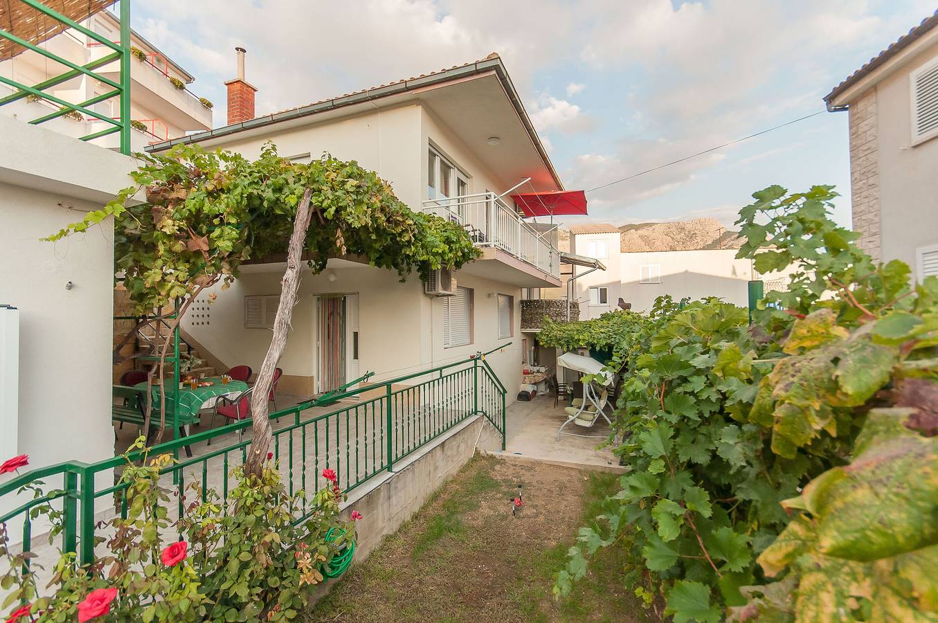 Appartamento vacanze a Duće a partire da 86€ a notte