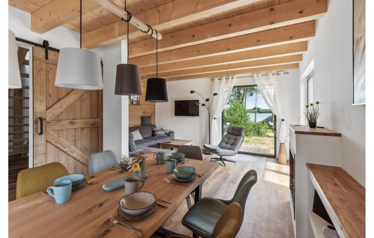 Ferienhaus für 8 Personen, mit Terrasse und Garten sowie Sauna in Mecklenburgische Seenplatte - 4