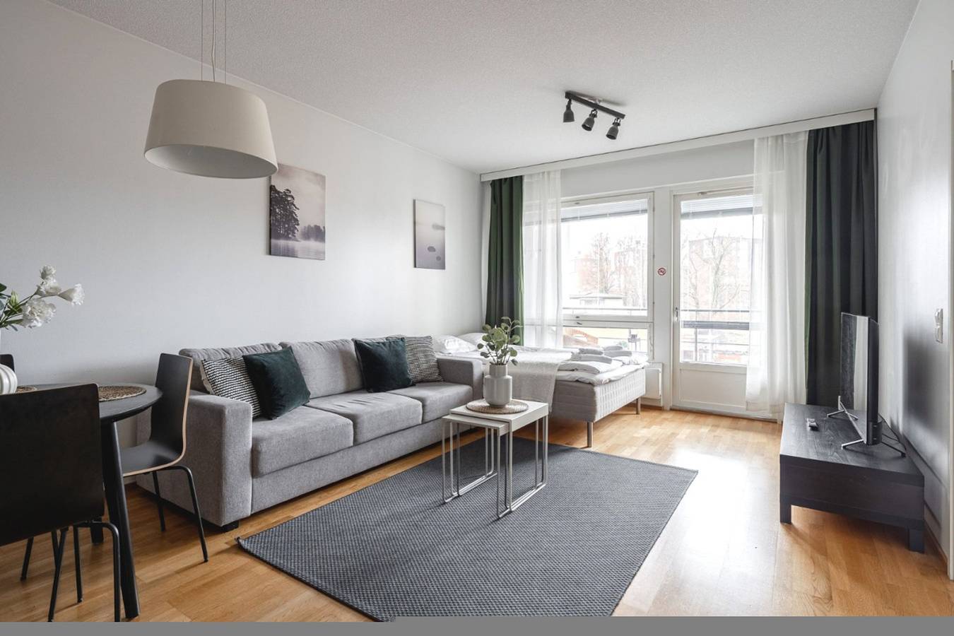 Ganze Wohnung, Modern 1Br with Sauna, Balcony & Free Parking in Pirkanmaa