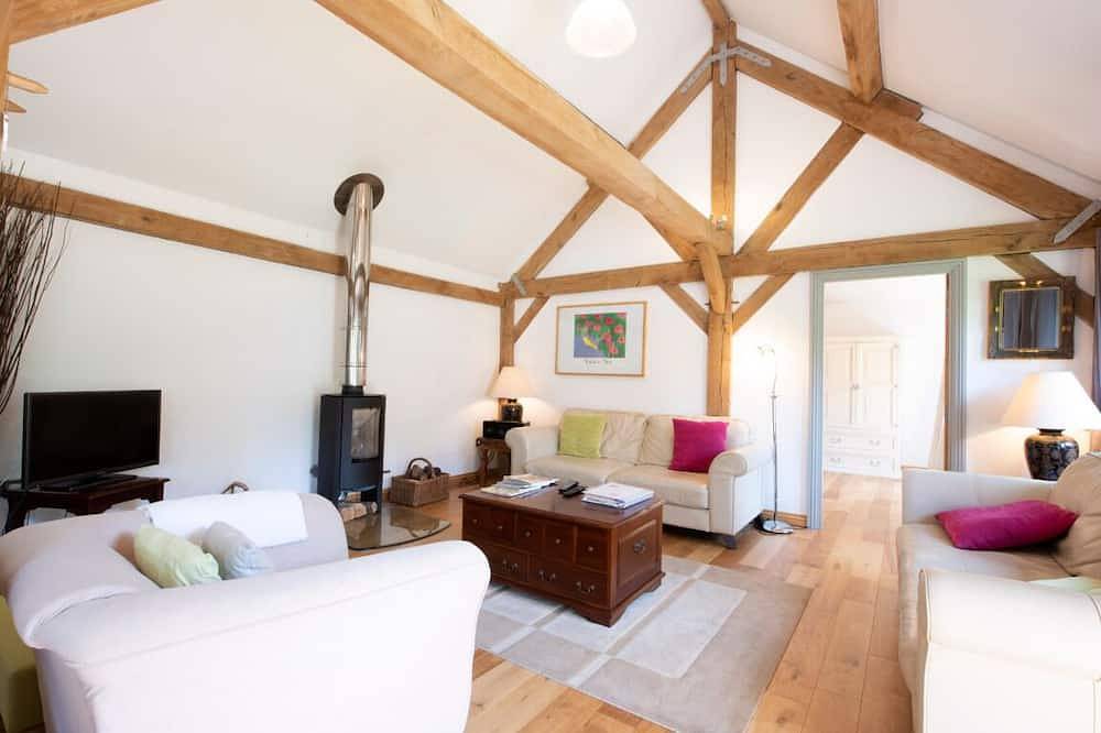 Pickle Cottage Tenterden - modern, airy converted barn, formerly a pig shed! in Tenterden, Ashford region