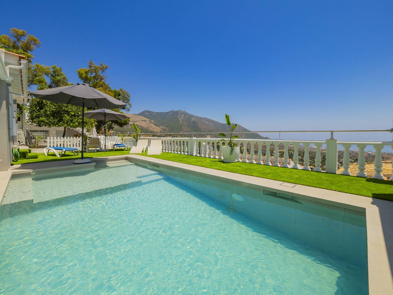 Appartement entier, Cubo's La Santa Maria Mijas Pool & Sea View in Mijas Pueblo, Mijas